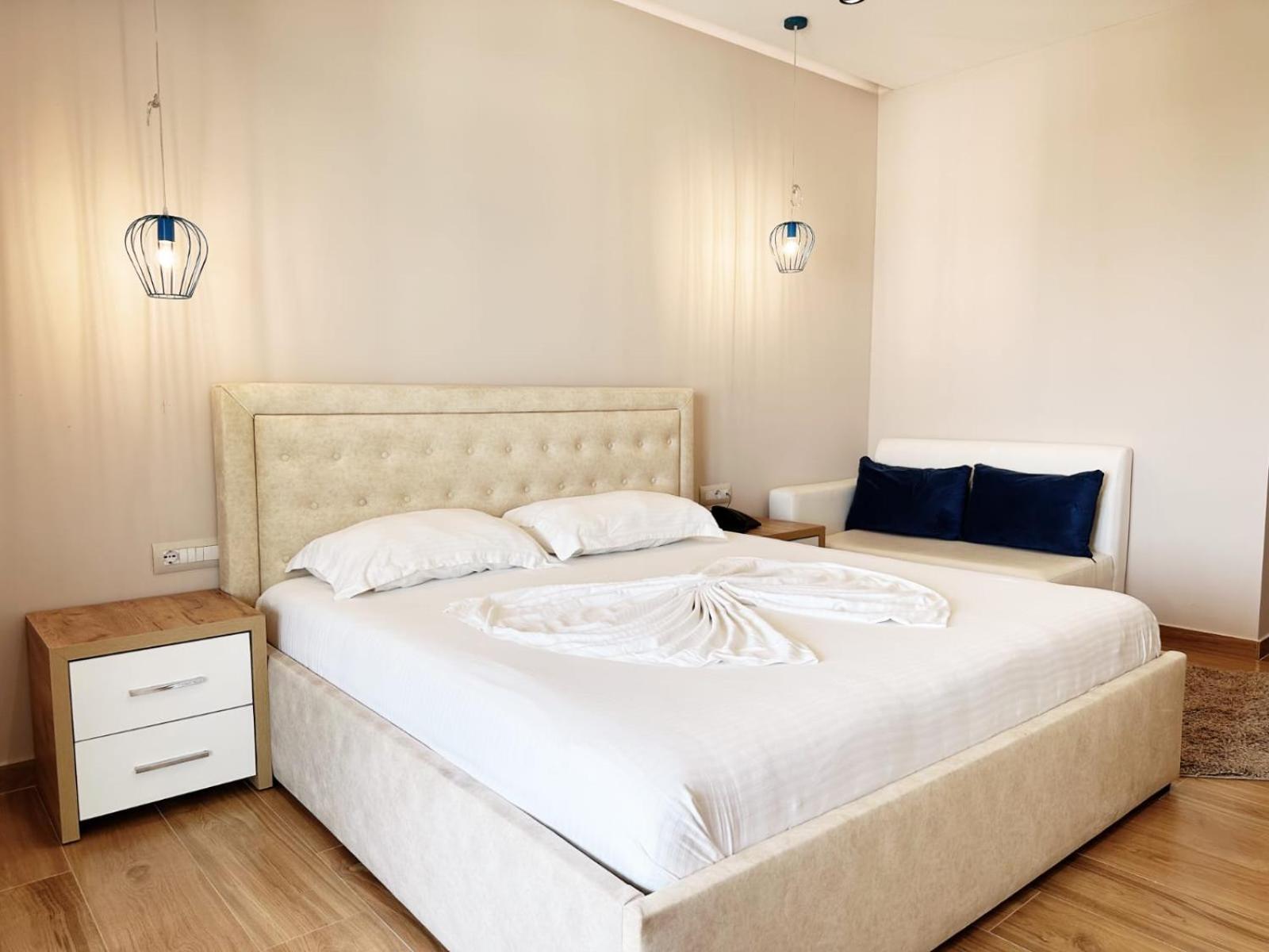 Hotel Ioni-An Εξαμίλιο Εξωτερικό φωτογραφία