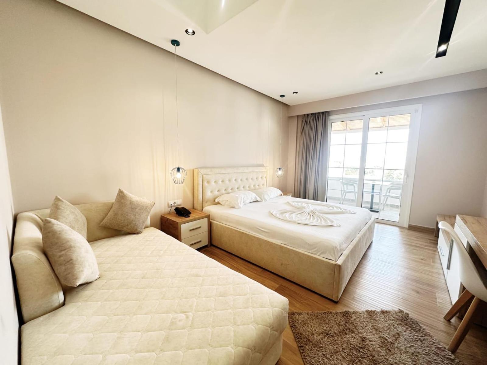 Hotel Ioni-An Εξαμίλιο Εξωτερικό φωτογραφία