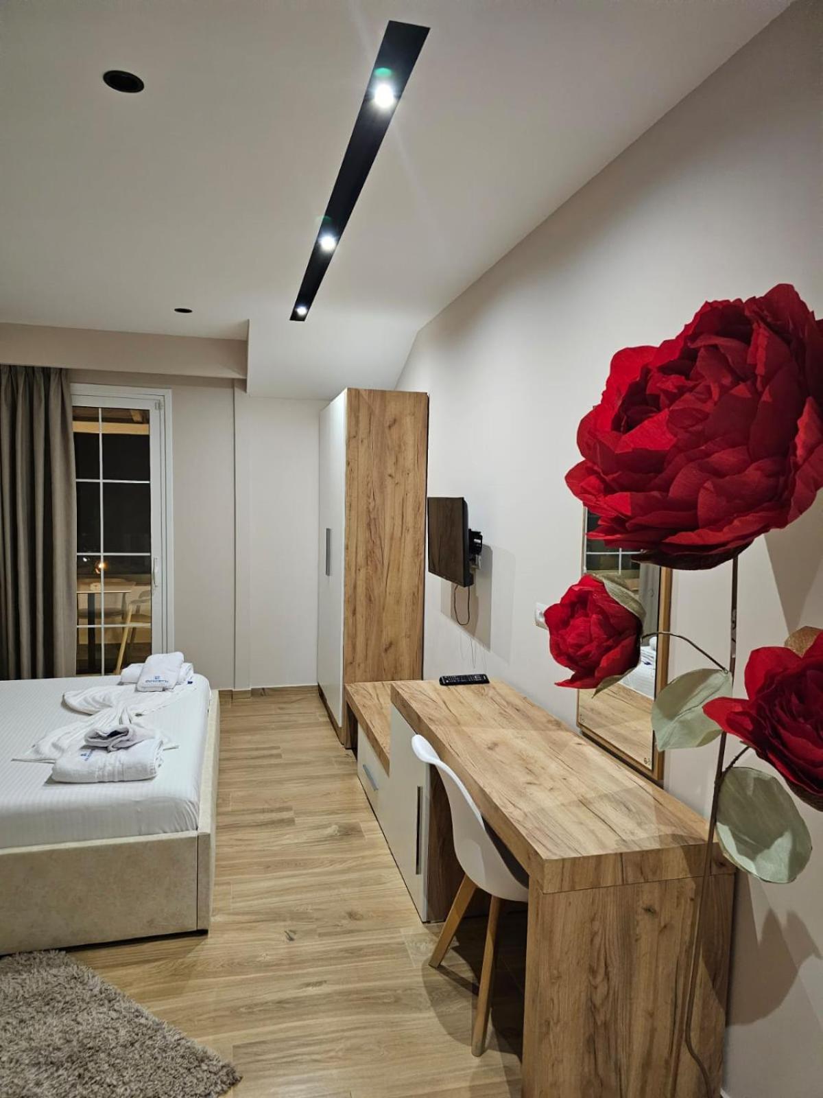 Hotel Ioni-An Εξαμίλιο Εξωτερικό φωτογραφία