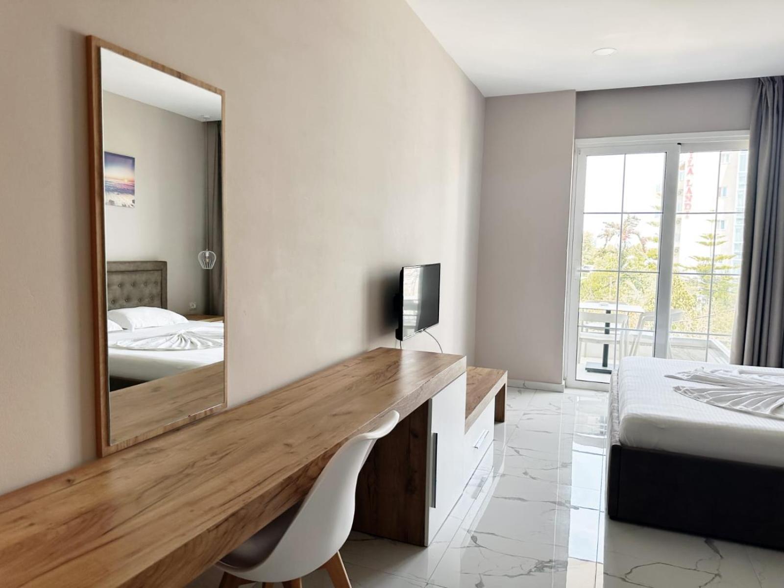 Hotel Ioni-An Εξαμίλιο Εξωτερικό φωτογραφία