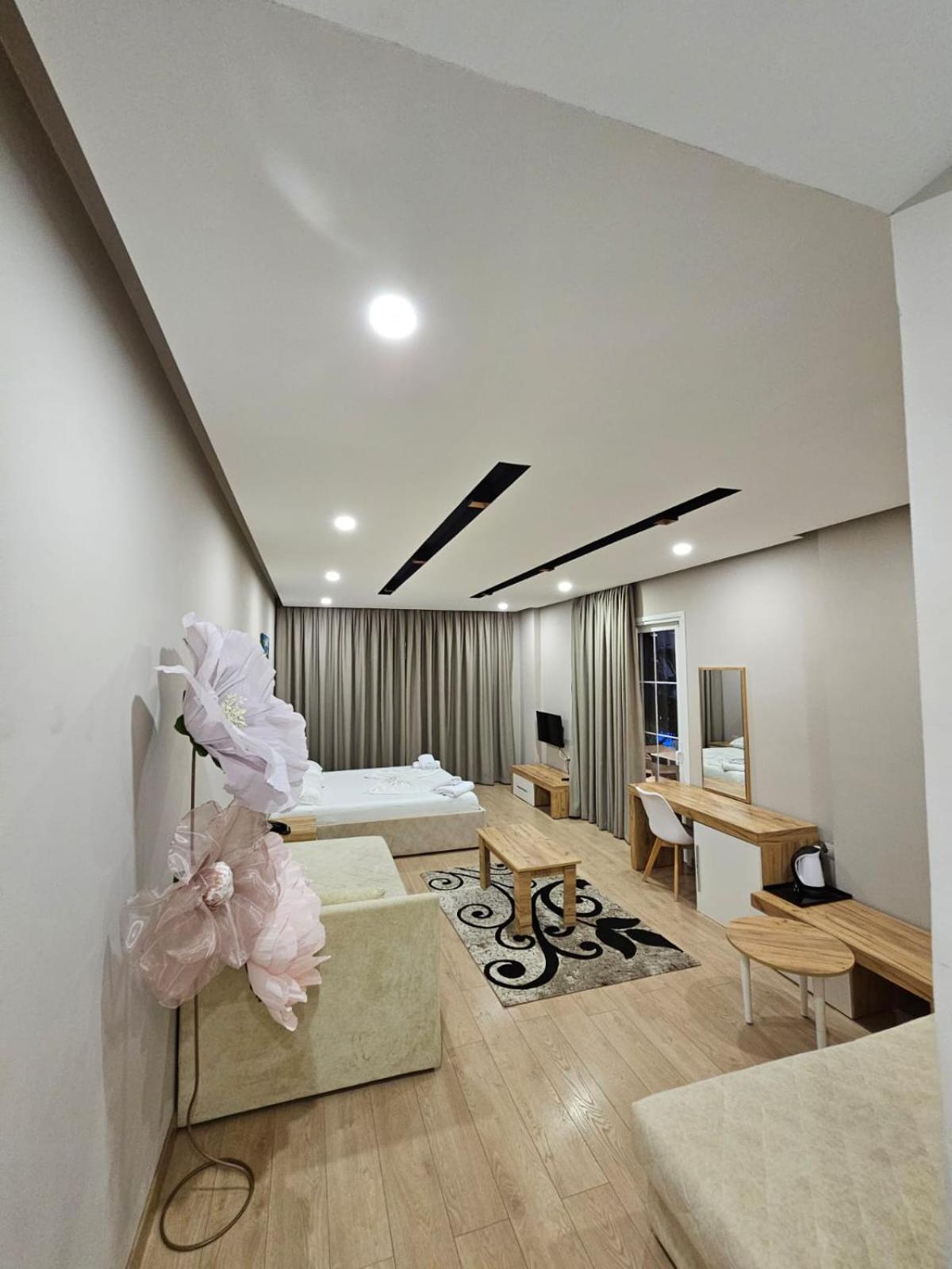 Hotel Ioni-An Εξαμίλιο Εξωτερικό φωτογραφία