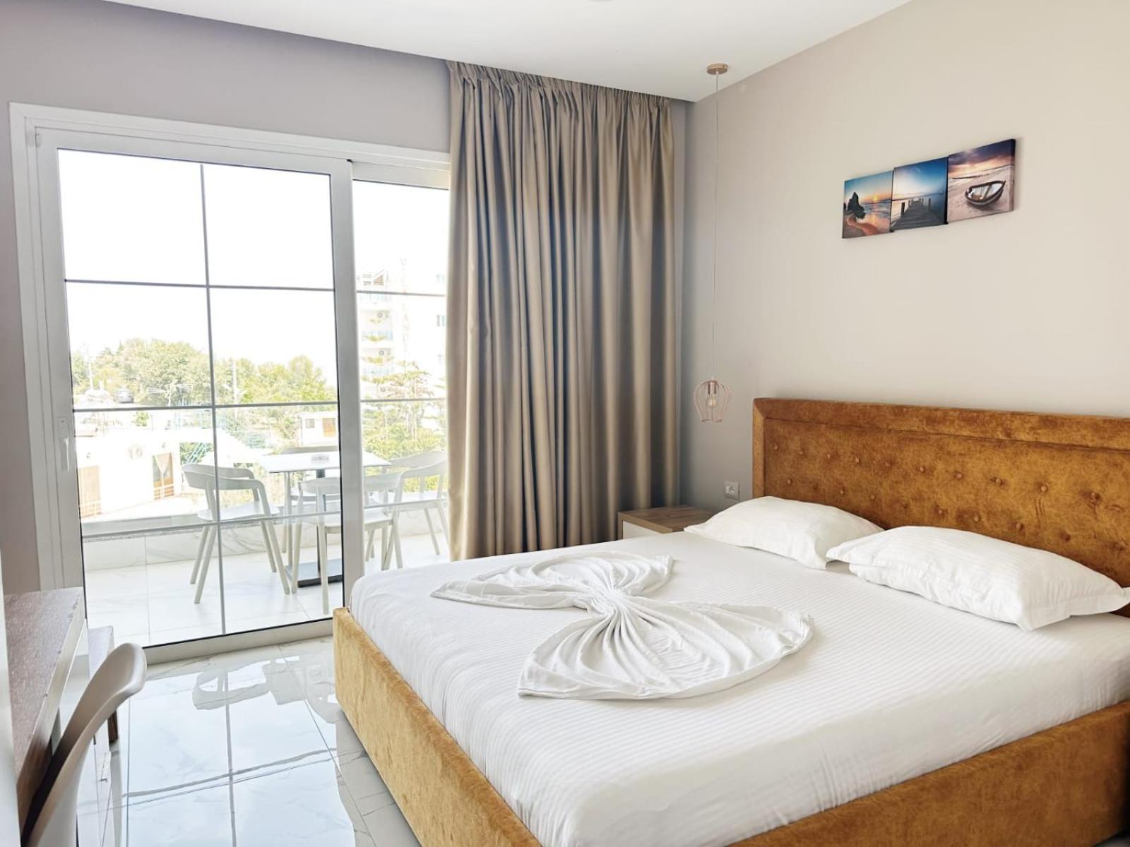 Hotel Ioni-An Εξαμίλιο Εξωτερικό φωτογραφία