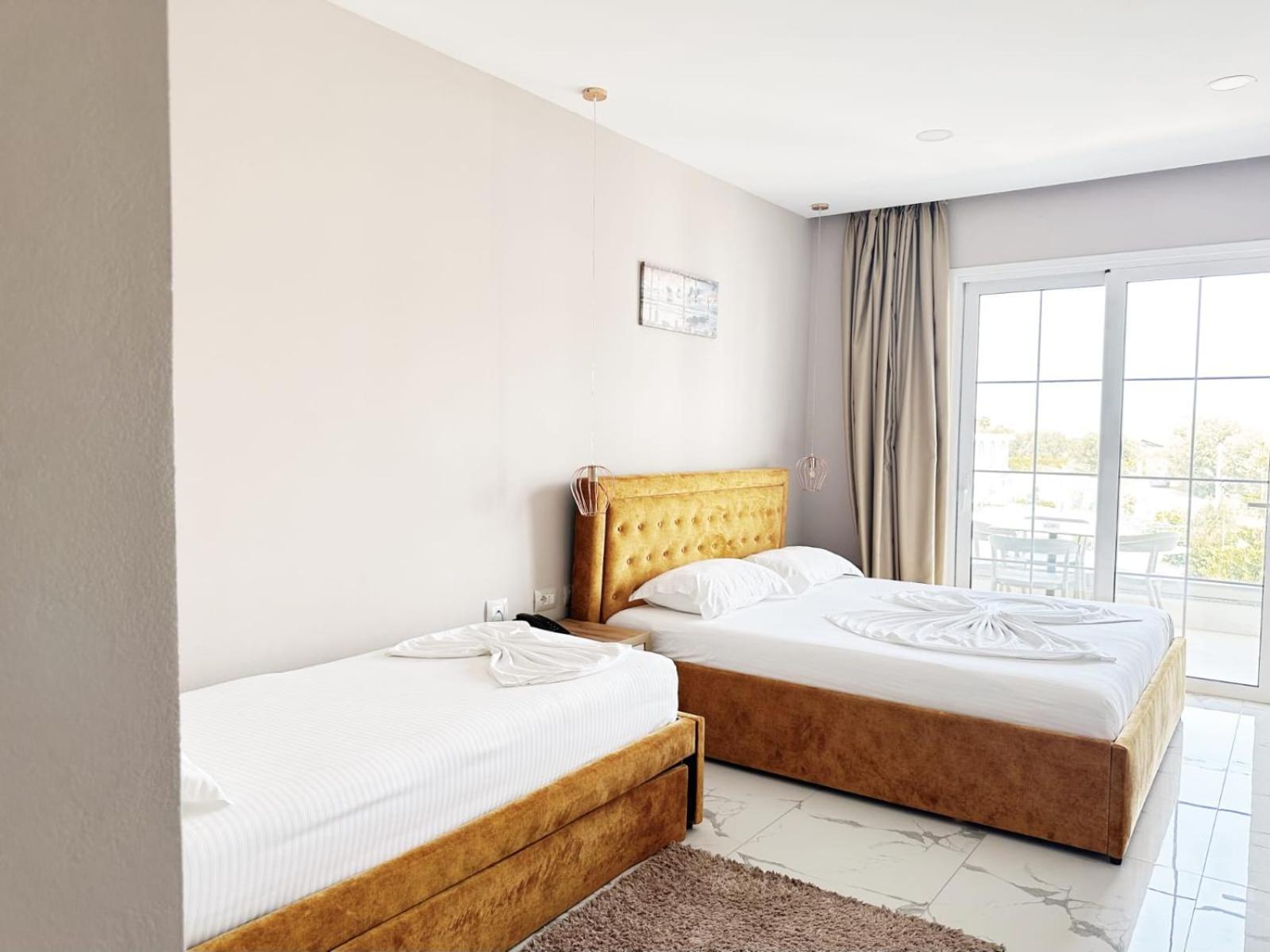 Hotel Ioni-An Εξαμίλιο Εξωτερικό φωτογραφία