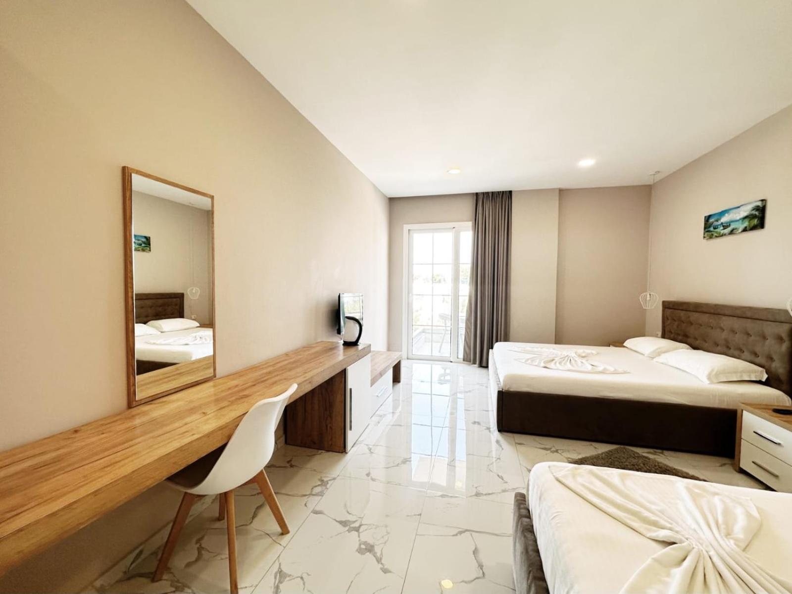 Hotel Ioni-An Εξαμίλιο Εξωτερικό φωτογραφία
