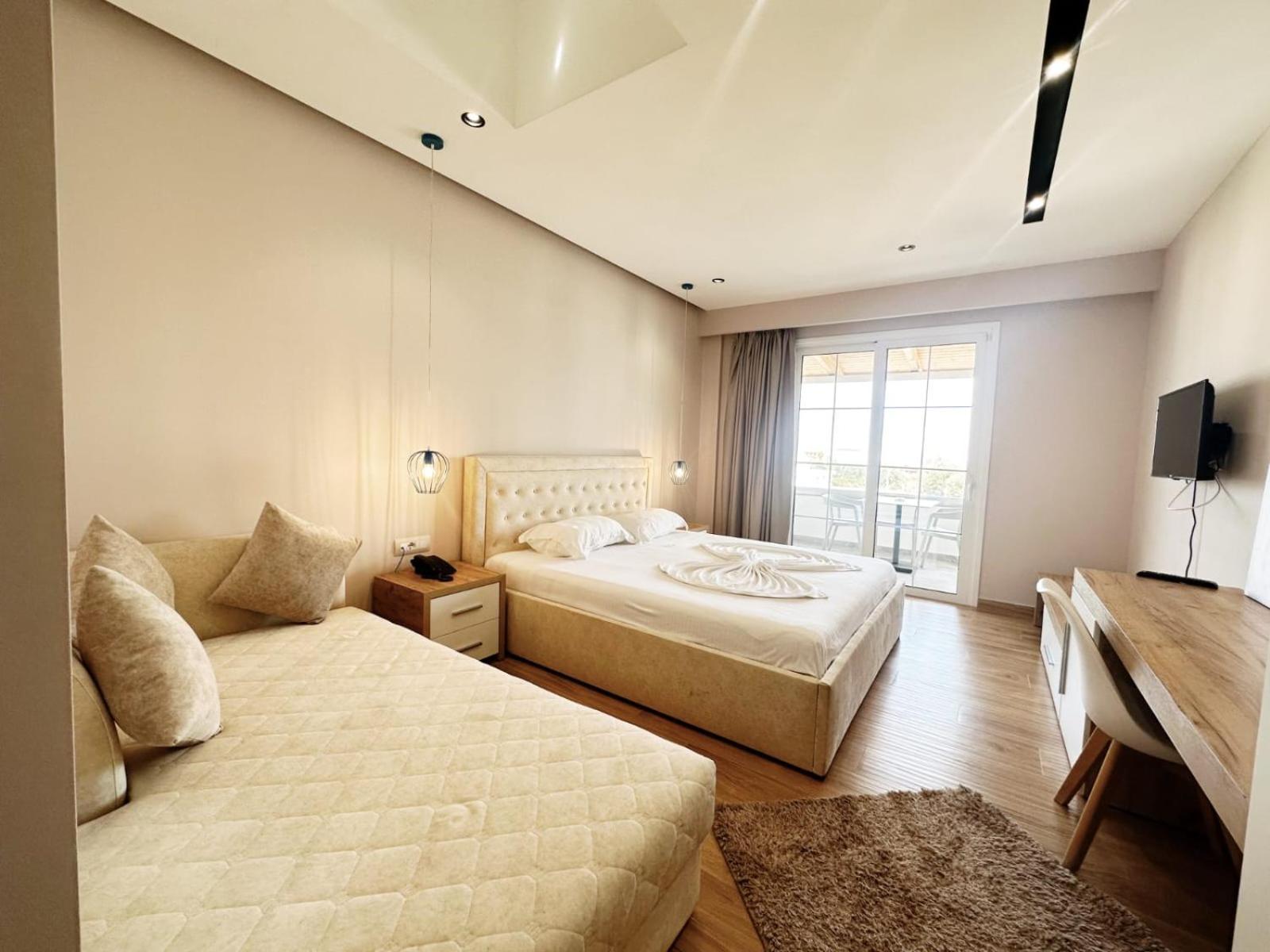 Hotel Ioni-An Εξαμίλιο Εξωτερικό φωτογραφία