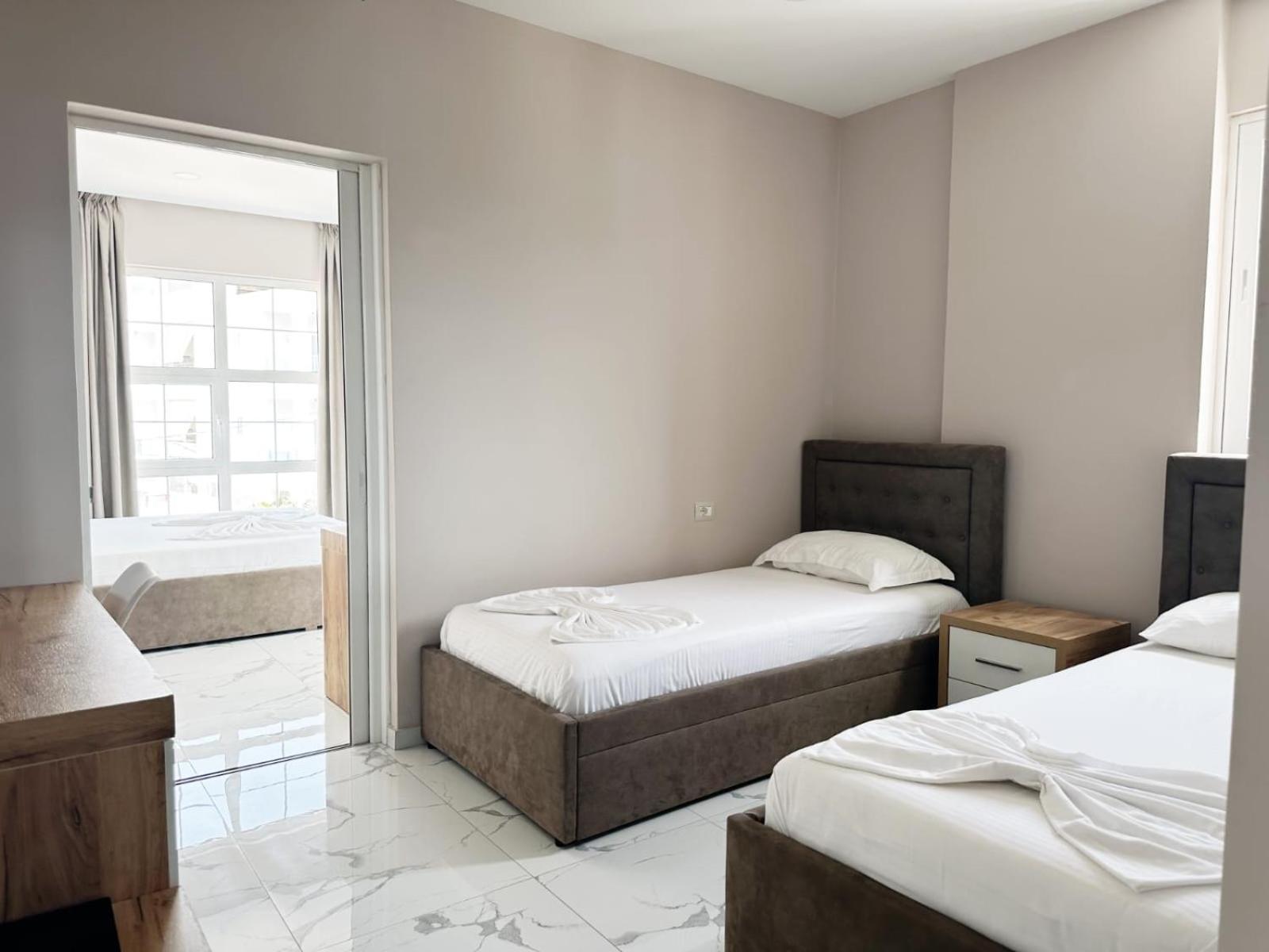 Hotel Ioni-An Εξαμίλιο Εξωτερικό φωτογραφία