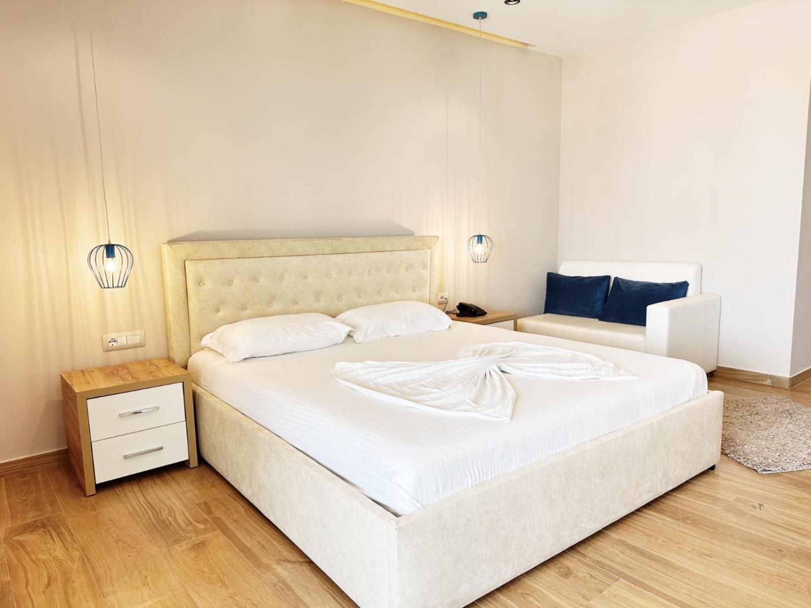 Hotel Ioni-An Εξαμίλιο Εξωτερικό φωτογραφία